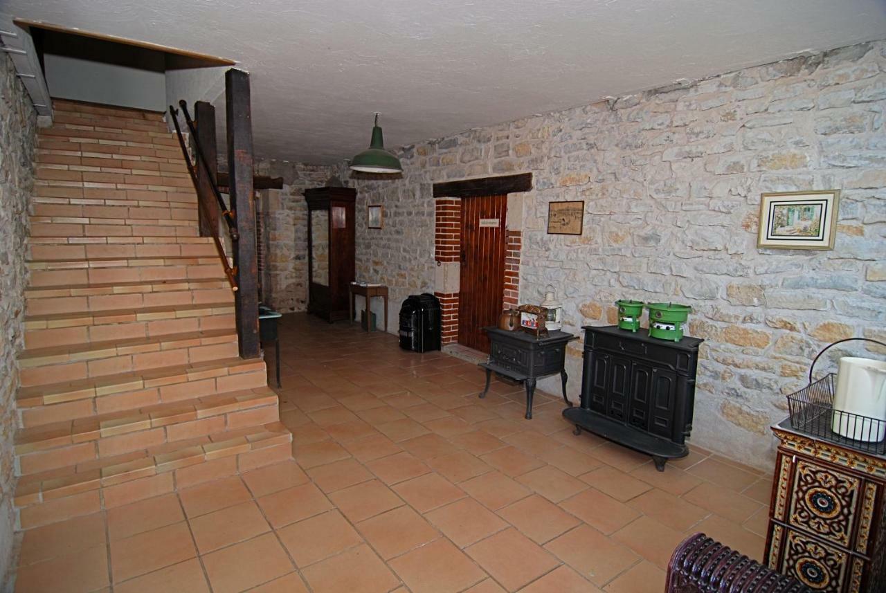 Chambres D'Hotes Domaine Du Bourg Gannay-sur-Loire Kültér fotó